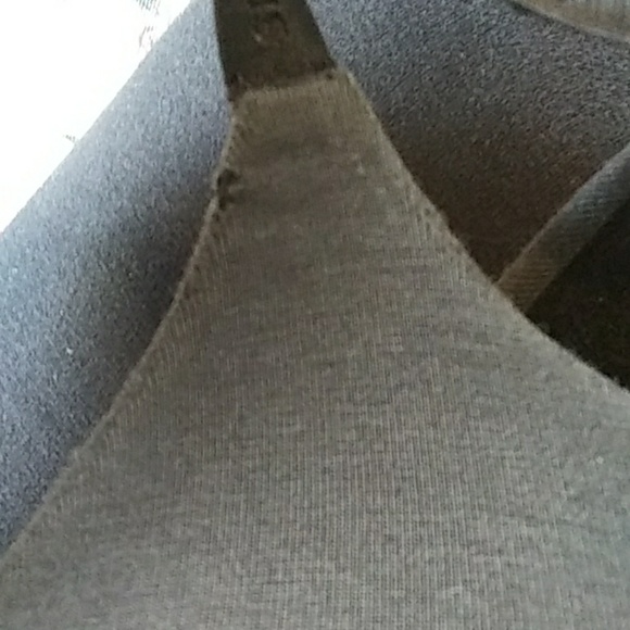 Black V.S. Bra - Picture 4 of 4